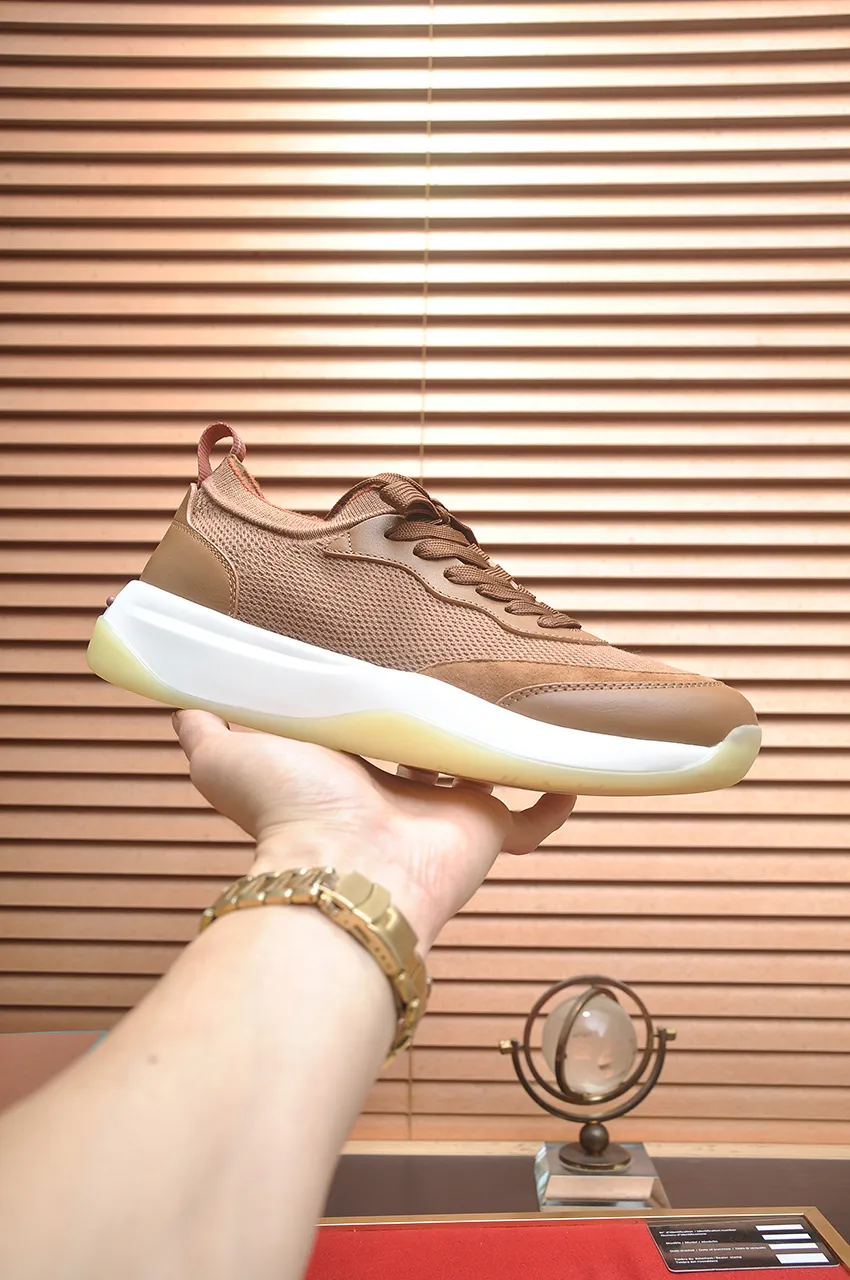 Men's men's shoes 💰640💶[𝐥𝐨𝐫𝐨 𝐏𝐢𝐚𝐧𝐚] lp classic loafers, an Italian treasure brand, the only brand that can match Hermès! Only after wearing it do we realize that we cannot let down our feet. The upper is imported cashmere, the lining of water-dyed cowhide ➕ the cowhide feet, the official original glass rubber outsole, and the pendant. Exclusive original packaging (tag ➕ brand paper ➕ outer box ➕ hand bag) code number: 38-46